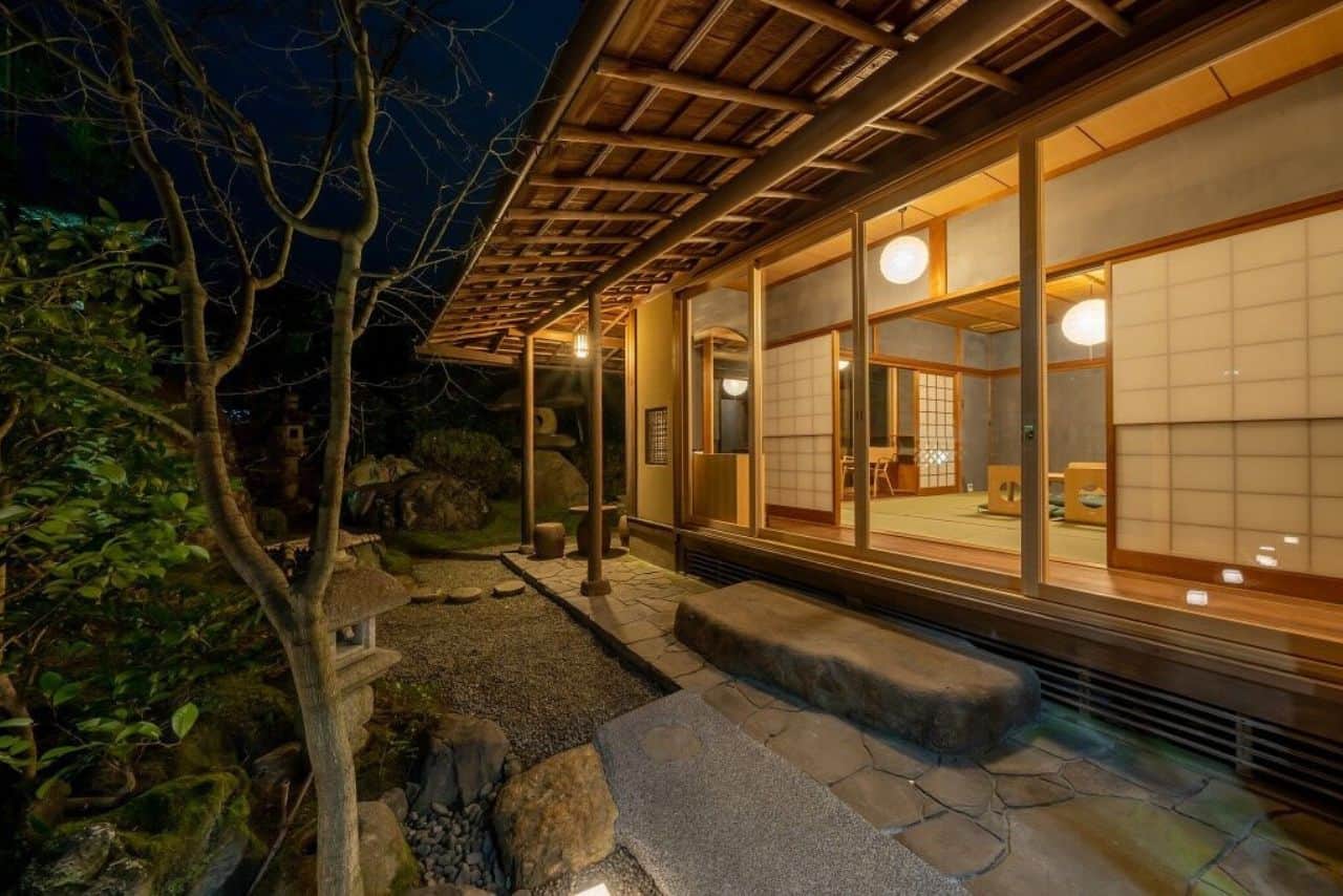 Japan travel guide - Where to stay in Japan - Ryokan